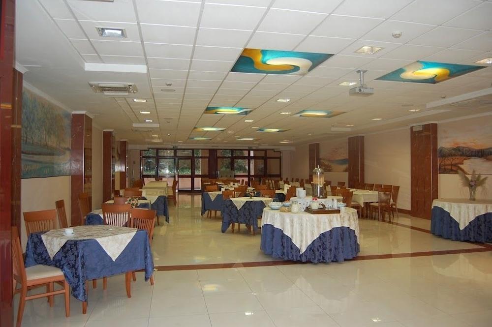רומא Hotel Laurence מראה חיצוני תמונה