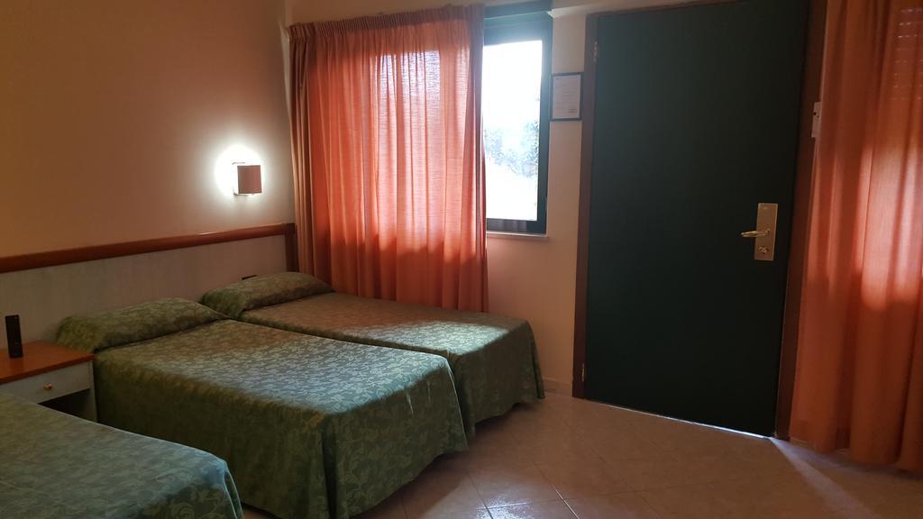 רומא Hotel Laurence מראה חיצוני תמונה