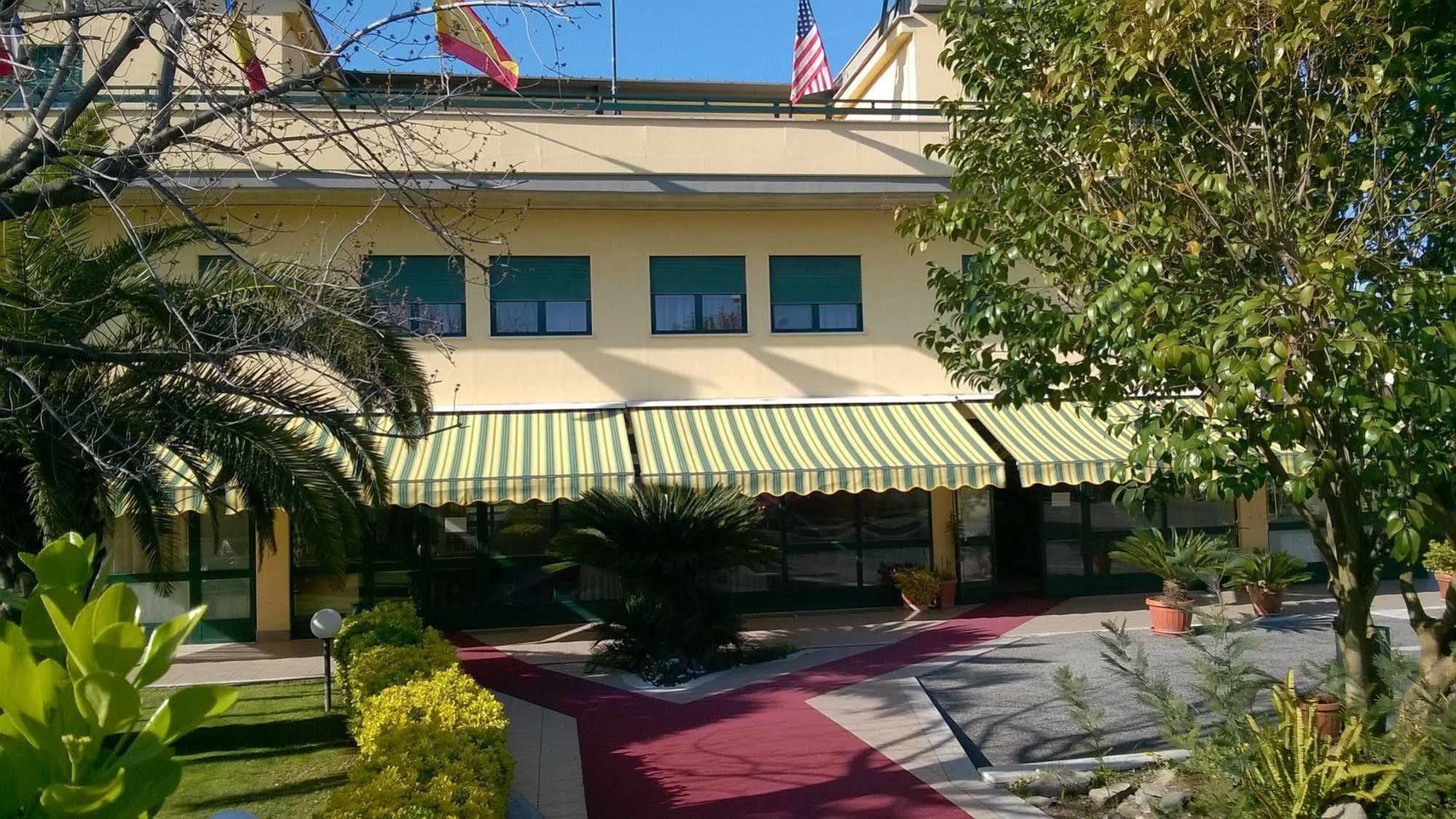 רומא Hotel Laurence מראה חיצוני תמונה