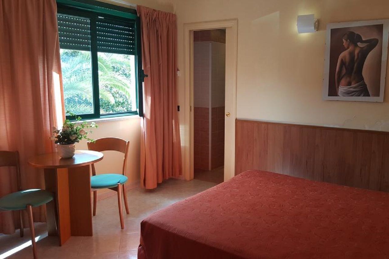 רומא Hotel Laurence מראה חיצוני תמונה